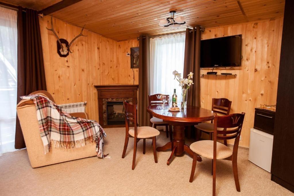 Zdybanka Hotel Bukovel Exterior photo