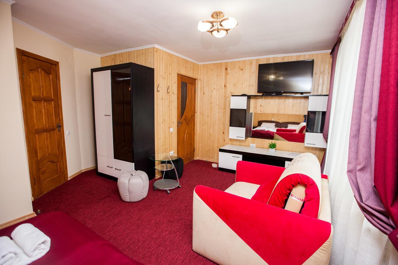 Zdybanka Hotel Bukovel Exterior photo